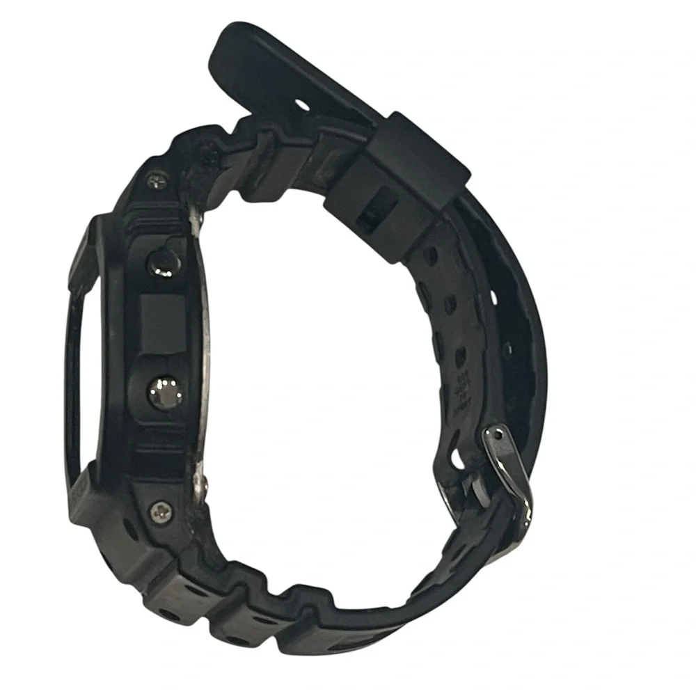 Casio - DW5600E-1V - G-SHOCK Digital Chronograph Mens Sport Watch - Black - Picture 3 of 5